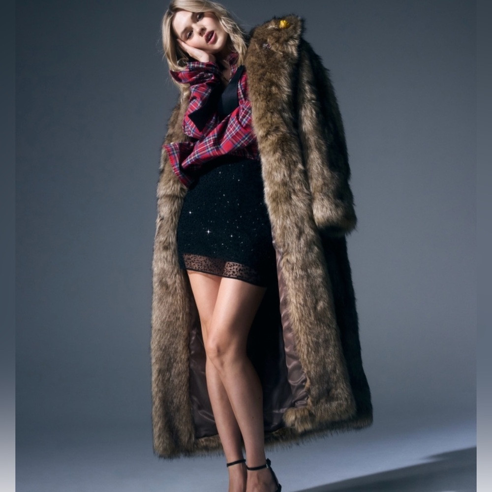 ✨SOLD✨High demand long faux fur coat - sold out in stores